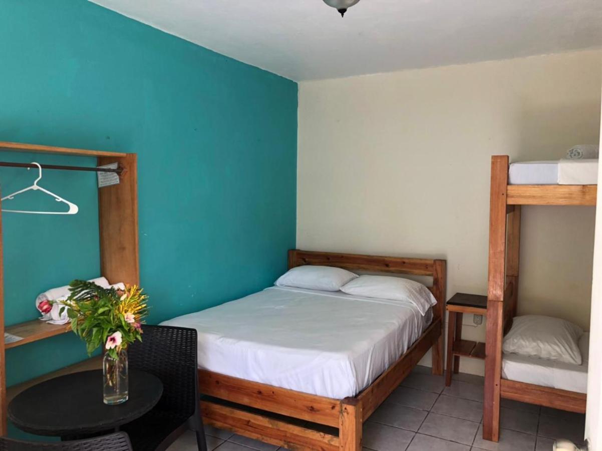 Sunshine Hotel 小玉米岛 外观 照片